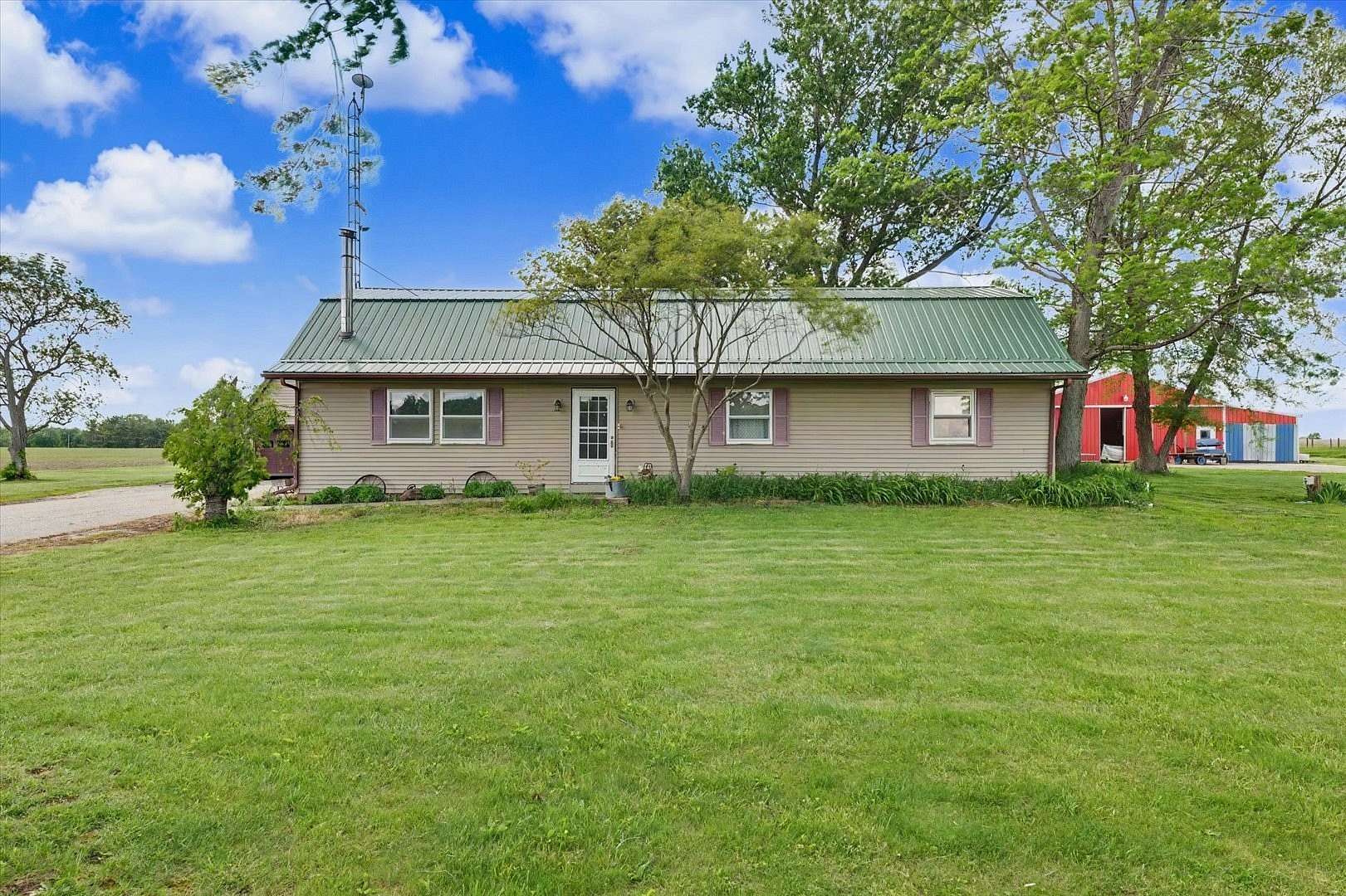 5 Acres of Land with Home for Sale in Sidney, Illinois
