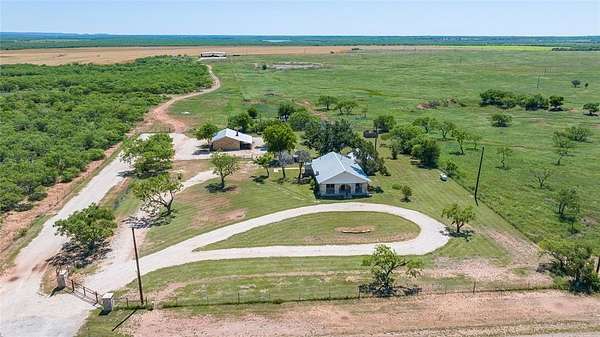 536 Acres of Land for Sale in Lawn, Texas