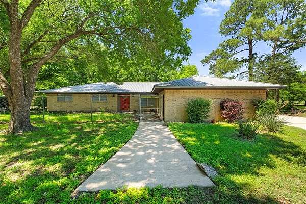 1.57 Acres of Land with Home for Sale in Kerens, Texas