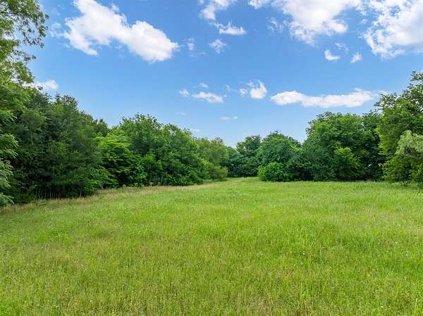 2 Acres of Commercial Land for Sale in Hillsboro, Texas