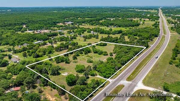 10 Acres of Residential Land for Sale in Gainesville, Texas