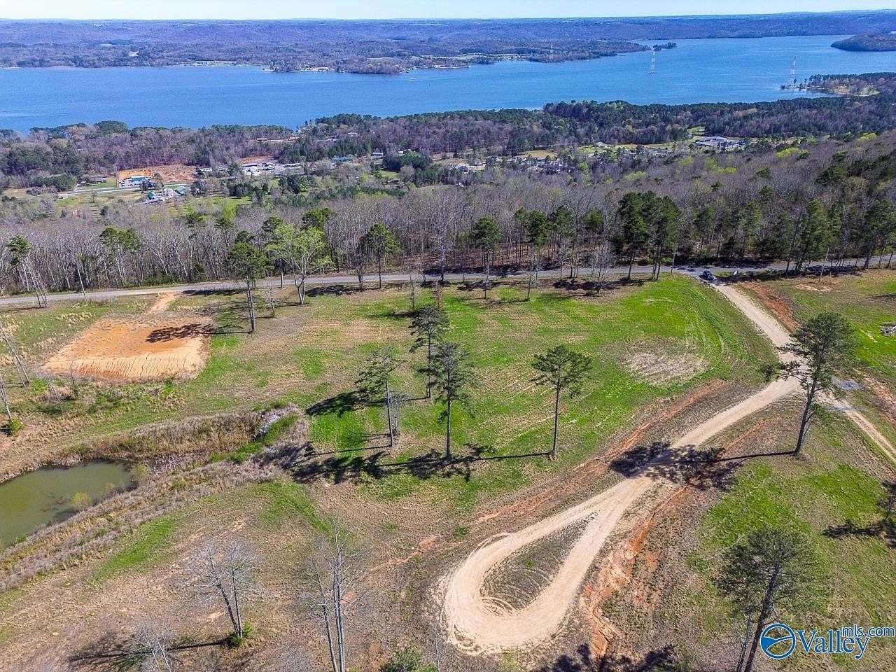 1 Acre of Residential Land for Sale in Scottsboro, Alabama