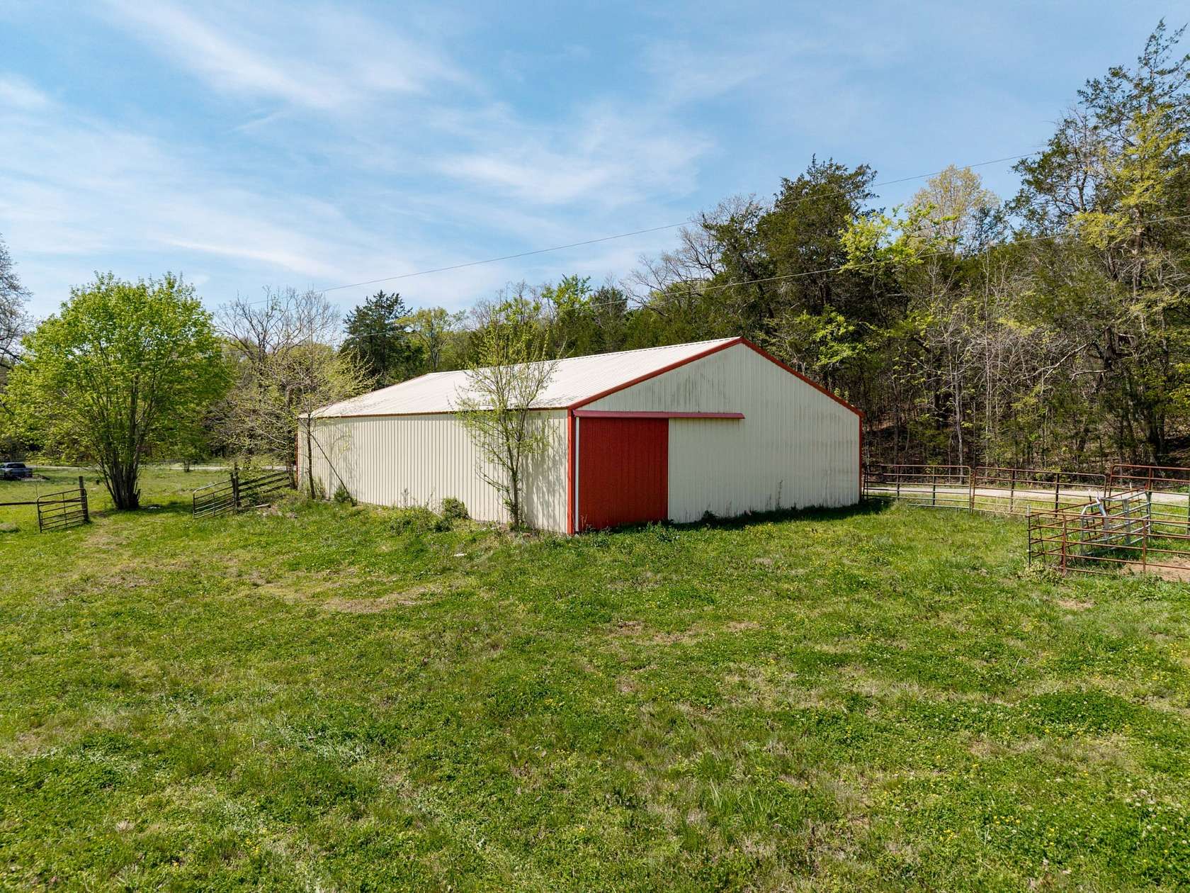 30.4 Acres of Land for Sale in Pulaski, Tennessee