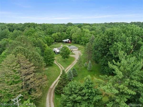 3.85 Acres of Residential Land for Sale in West Bloomfield, Michigan