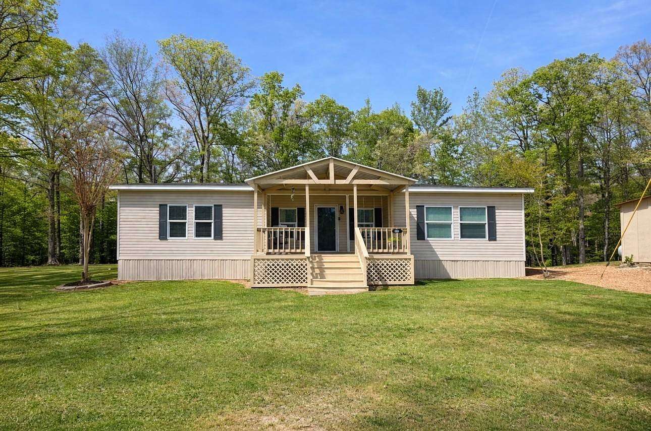 2.5 Acres of Land with Home for Sale in Holcomb, Mississippi