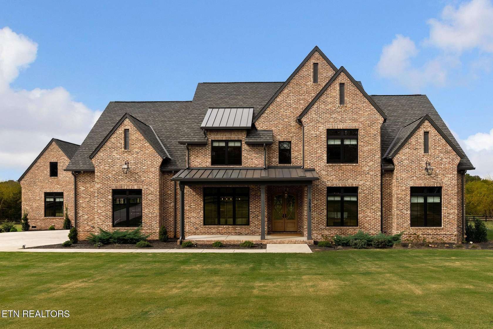 5 Acres of Land with Home for Sale in Lascassas, Tennessee