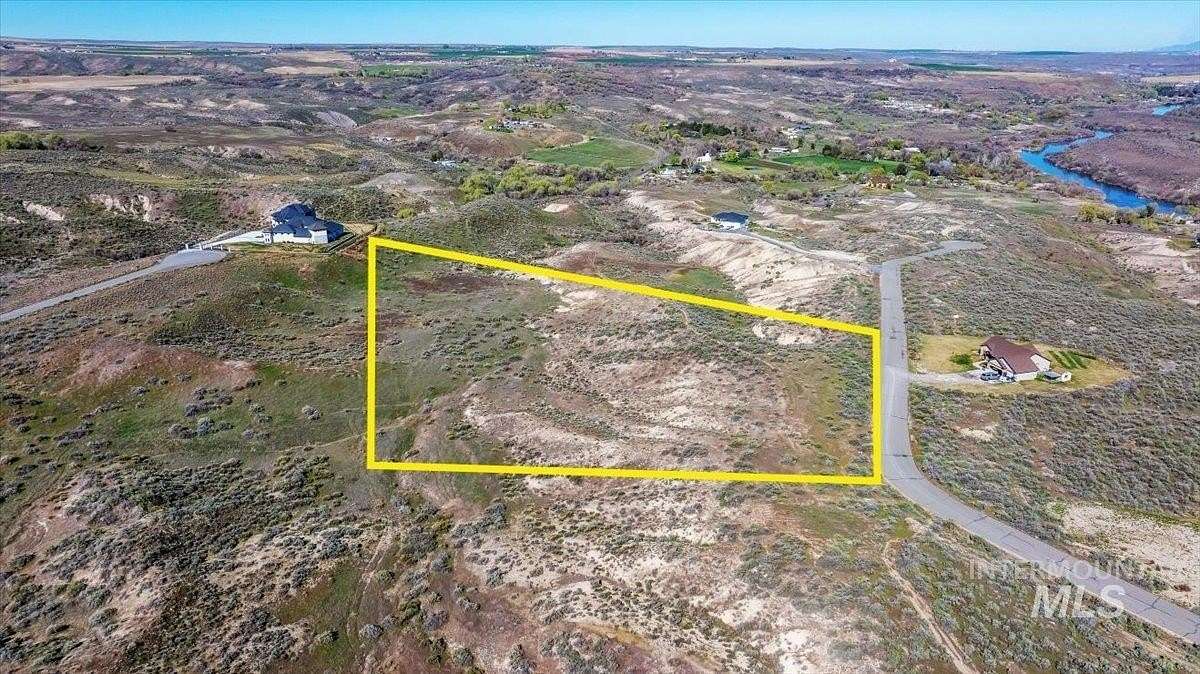 7 Acres of Residential Land for Sale in Buhl, Idaho