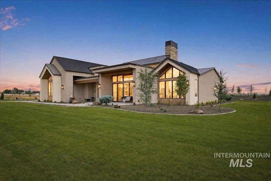 1.7 Acres of Land with Home for Sale in Caldwell, Idaho