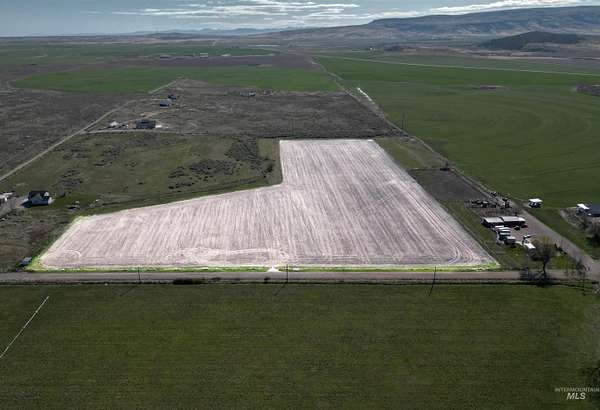 16 Acres of Land for Sale in Declo, Idaho