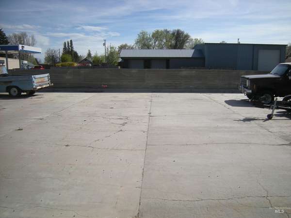 0.22 Acres of Commercial Land for Sale in Hazelton, Idaho