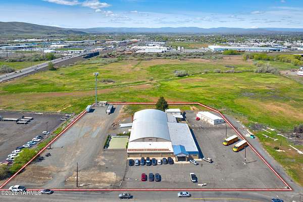 3 Acres of Improved Mixed-Use Land for Sale in Union Gap, Washington