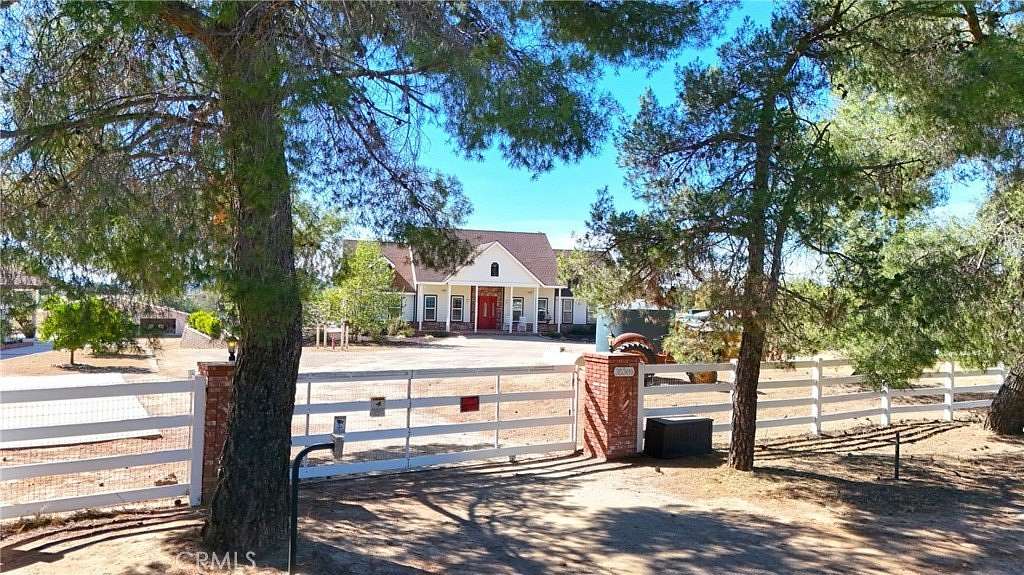 4.77 Acres of Land with Home for Sale in Hemet, California