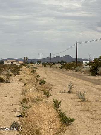 23.5 Acres of Land for Sale in Palmdale, California