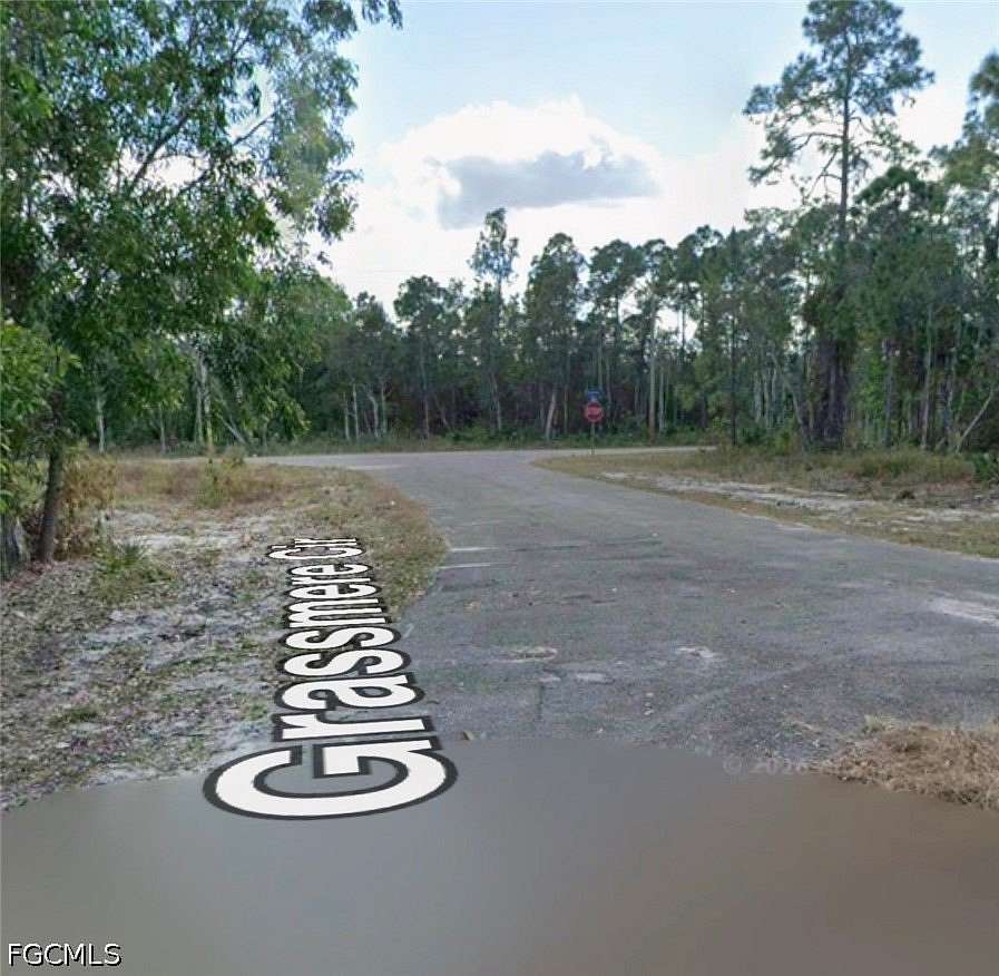 0.42 Acres of Residential Land for Sale in Lehigh Acres, Florida