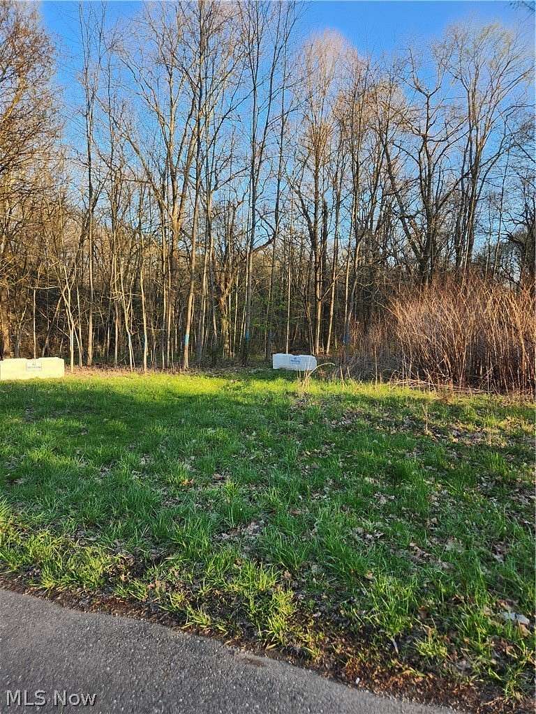 0.33 Acres of Land for Sale in Girard, Ohio