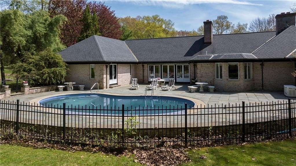 2 Acres of Land with Home for Sale in Scituate Town, Rhode Island