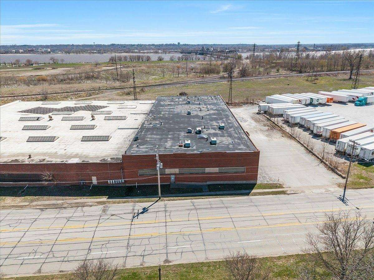1.24 Acres of Commercial Land for Sale in Davenport, Iowa