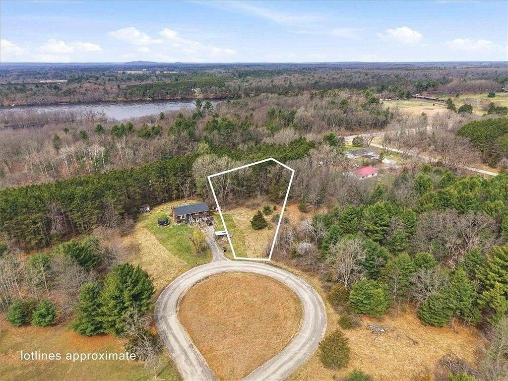 0.7 Acres of Residential Land for Sale in Springville Town, Wisconsin