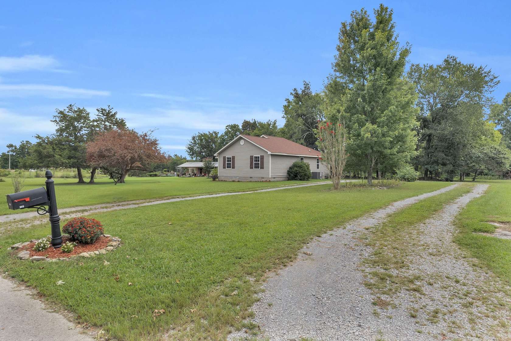 26.7 Acres of Land with Home for Sale in Shelbyville, Tennessee