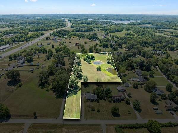 4.42 Acres of Residential Land for Sale in Lebanon, Tennessee