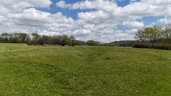 25 Acres of Agricultural Land for Auction in Belfast, Tennessee