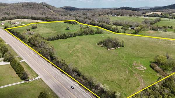 25 Acres of Agricultural Land for Auction in Belfast, Tennessee