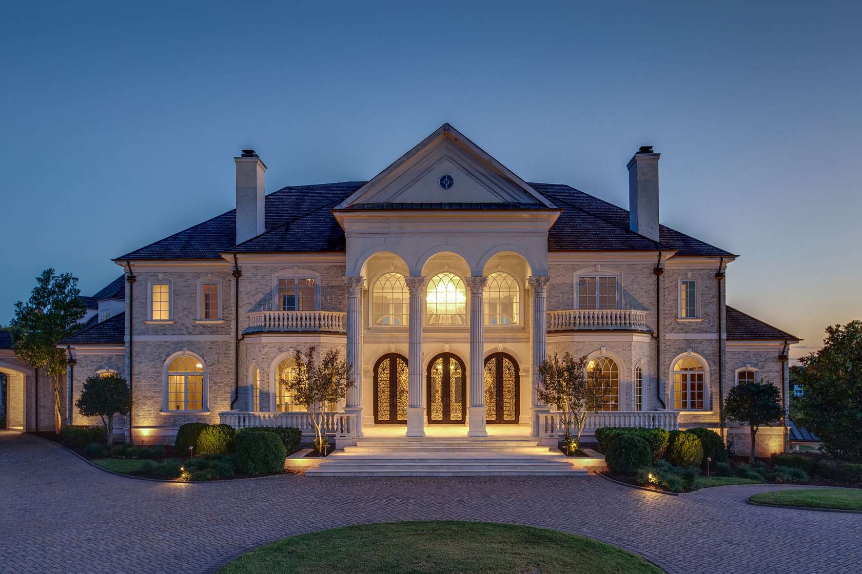 4 Acres of Land with Home for Sale in Franklin, Tennessee