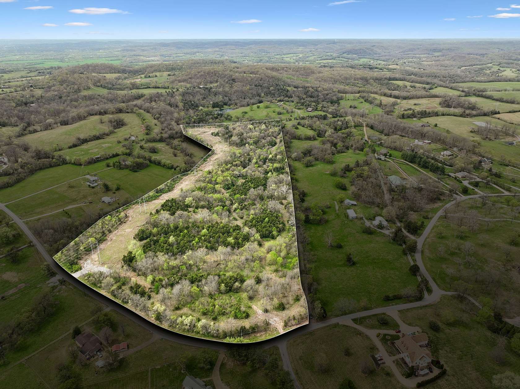 45 Acres of Recreational & Residential Land for Sale in Gallatin, Tennessee