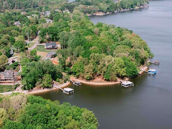 0.85 Acres of Residential Land for Sale in Winchester, Tennessee