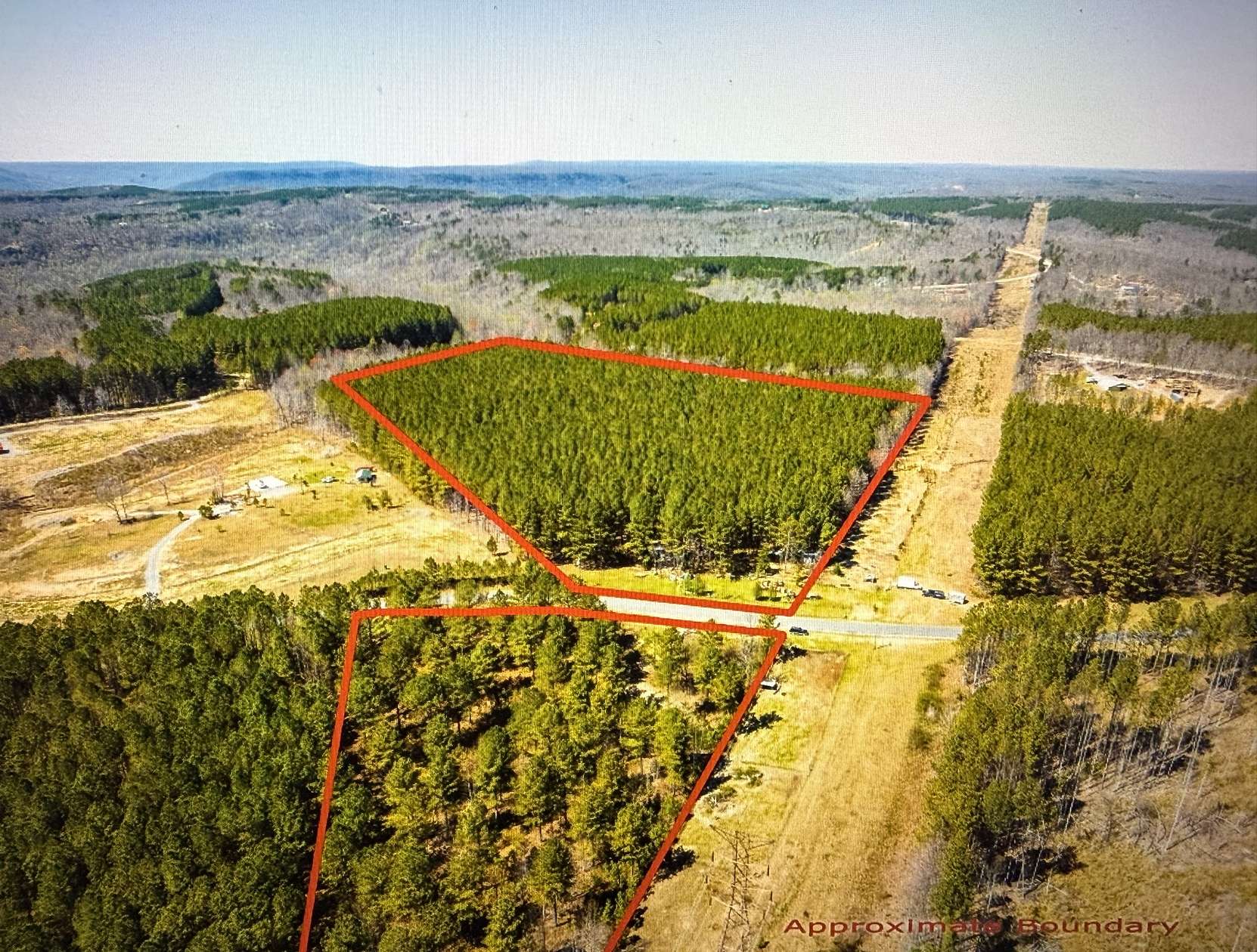 17 Acres of Land for Sale in South Pittsburg, Tennessee