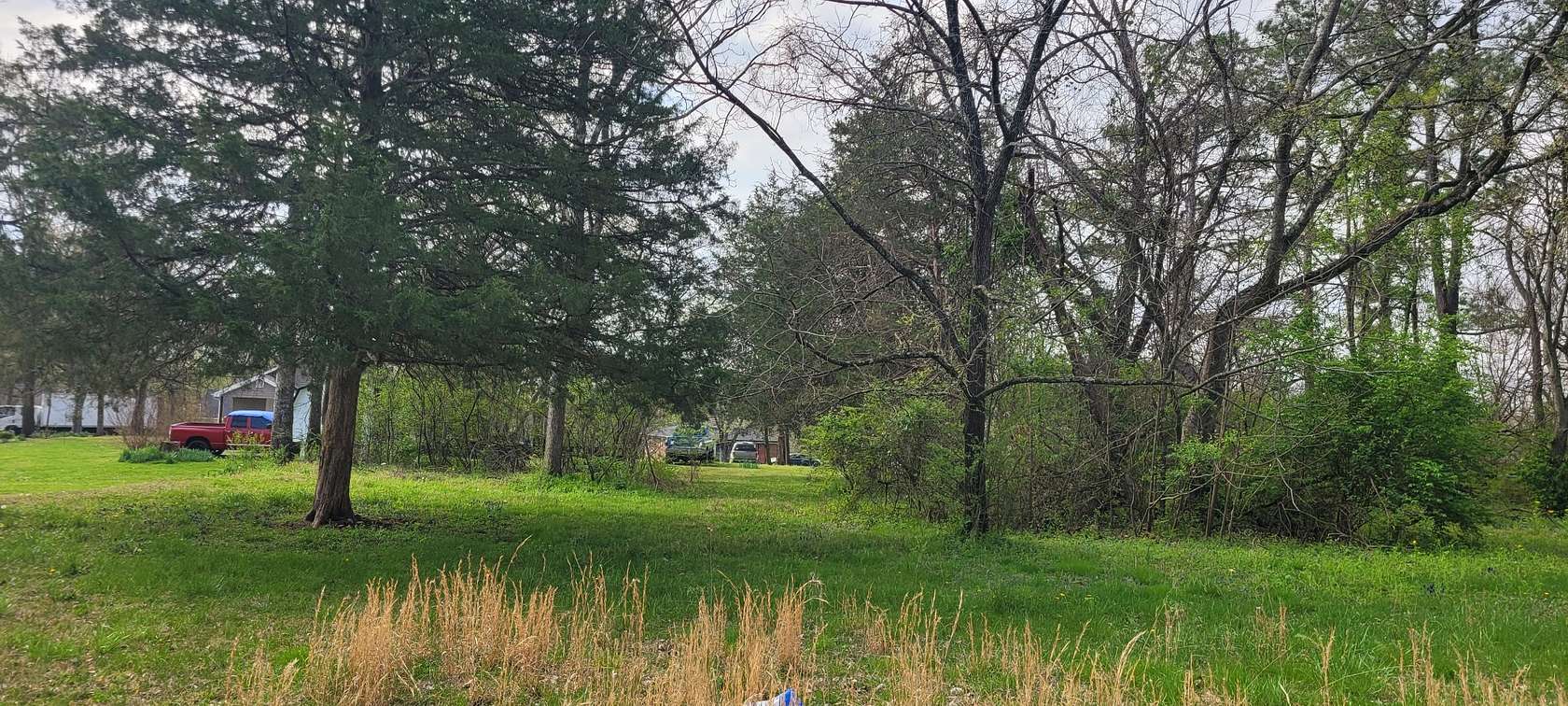 0.64 Acres of Residential Land for Sale in Shelbyville, Tennessee