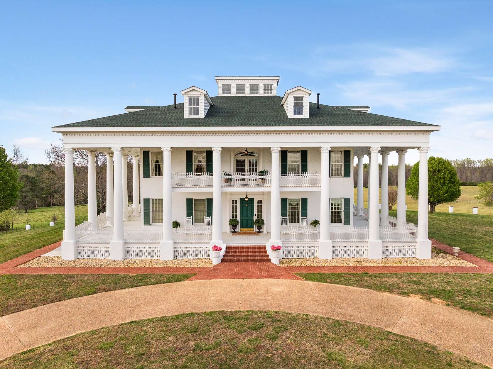 457 Acres of Agricultural Land for Sale in St. Joseph, Tennessee