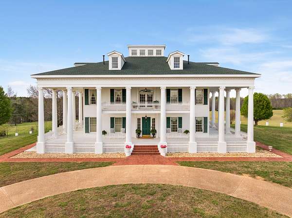 457 Acres of Agricultural Land for Sale in St. Joseph, Tennessee