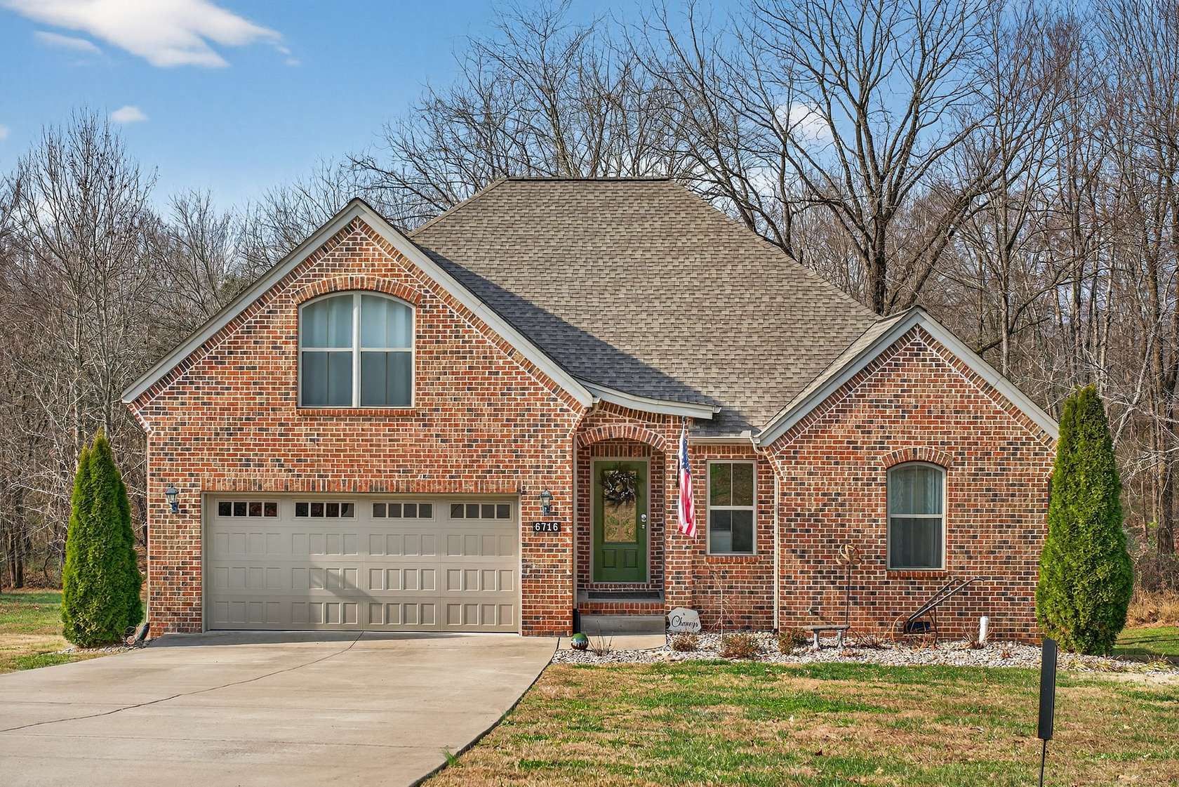 1.68 Acres of Land with Home for Sale in Springfield, Tennessee