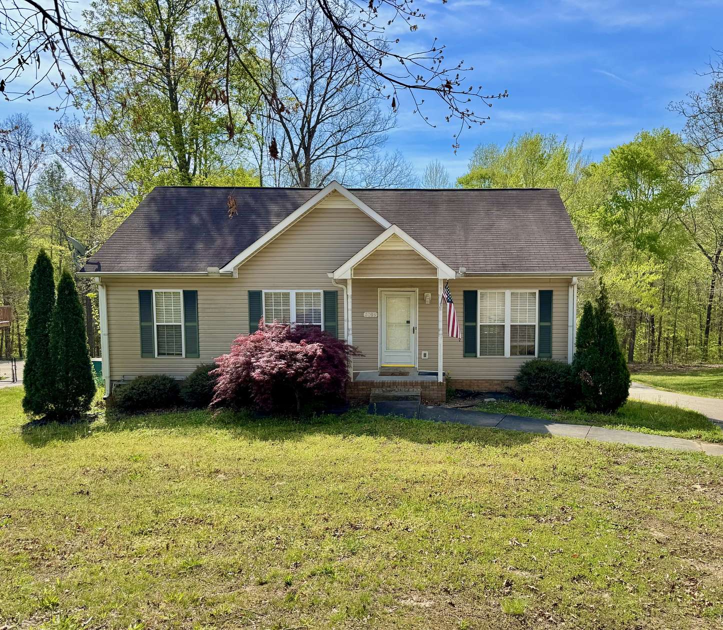 2.54 Acres of Land with Home for Sale in Clarksville, Tennessee