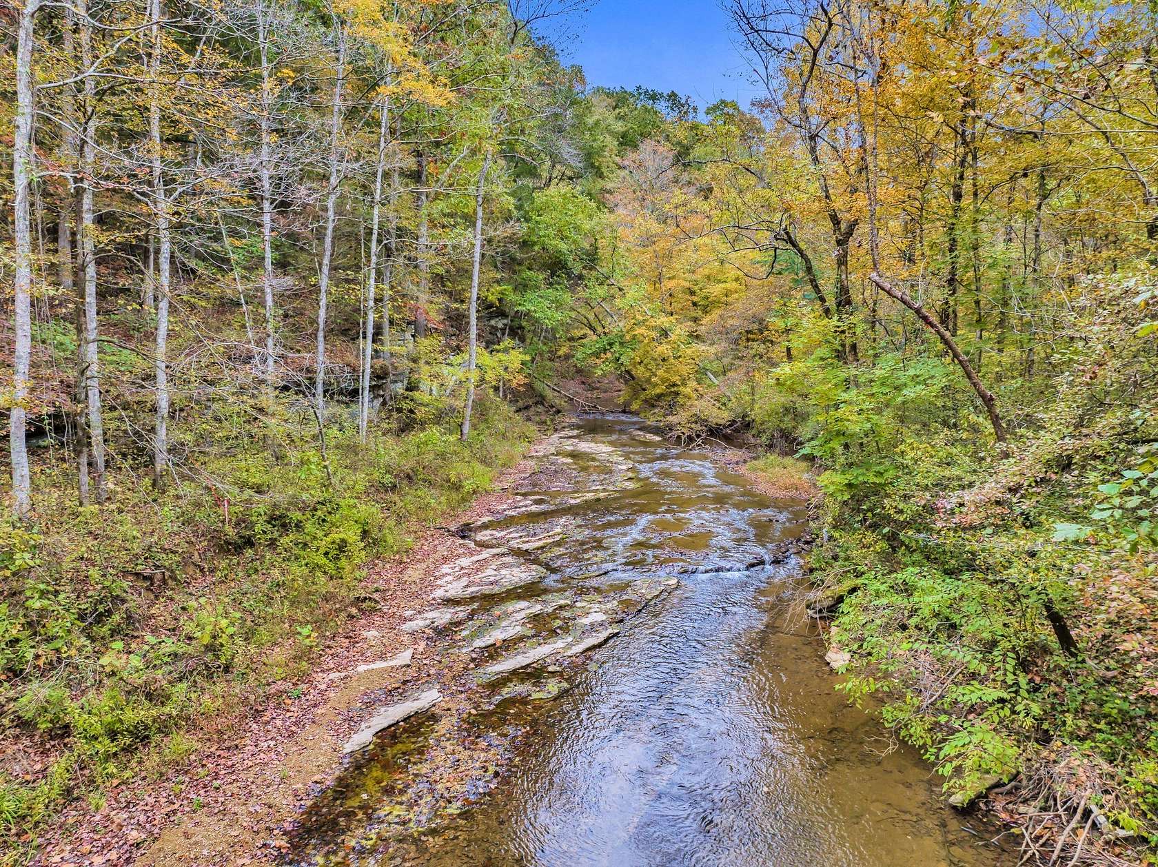 6 Acres of Land for Sale in Bon Aqua, Tennessee