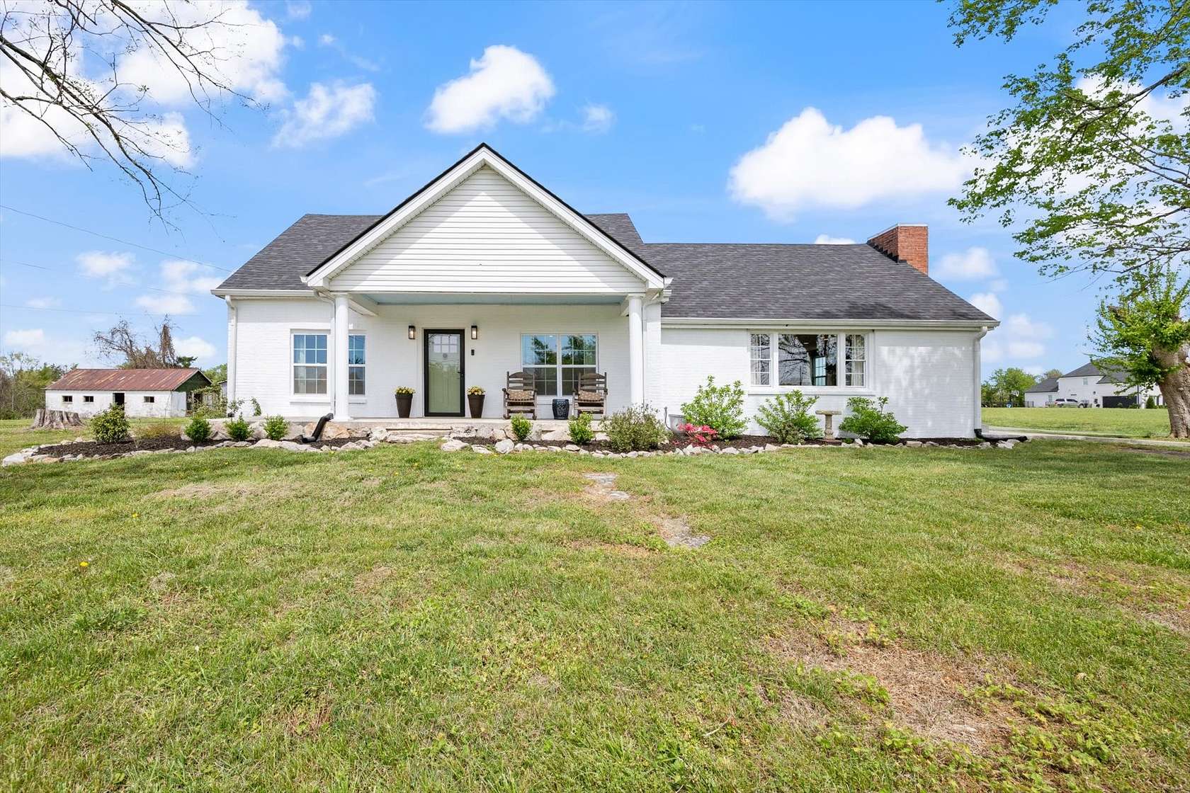 6.53 Acres of Land with Home for Sale in Christiana, Tennessee