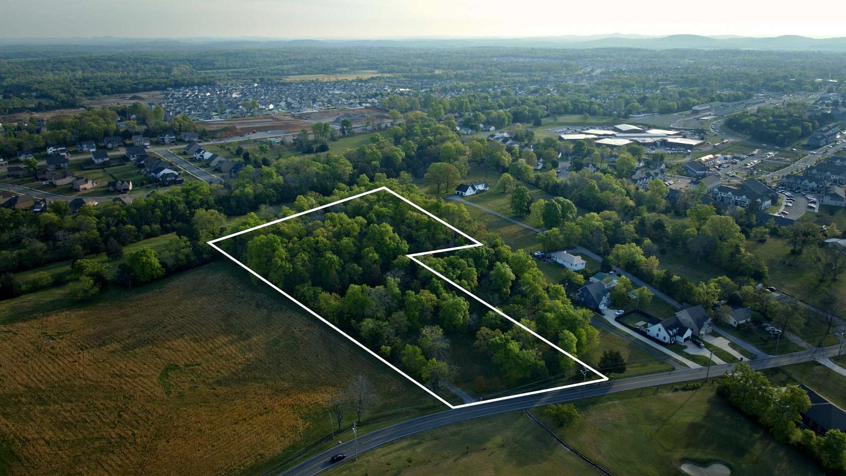 4 Acres of Improved Mixed-Use Land for Sale in Lebanon, Tennessee