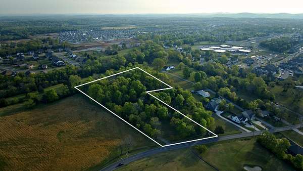 4 Acres of Improved Mixed-Use Land for Sale in Lebanon, Tennessee