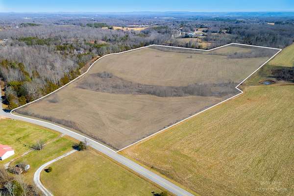 55.6 Acres of Agricultural & Residential Land for Sale in Sparta, Tennessee