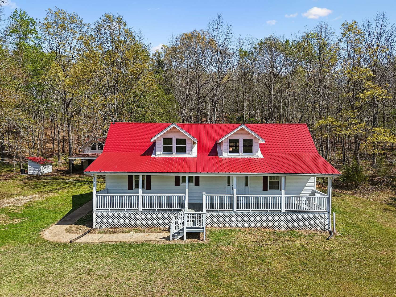 10 Acres of Land with Home for Sale in Nunnelly, Tennessee