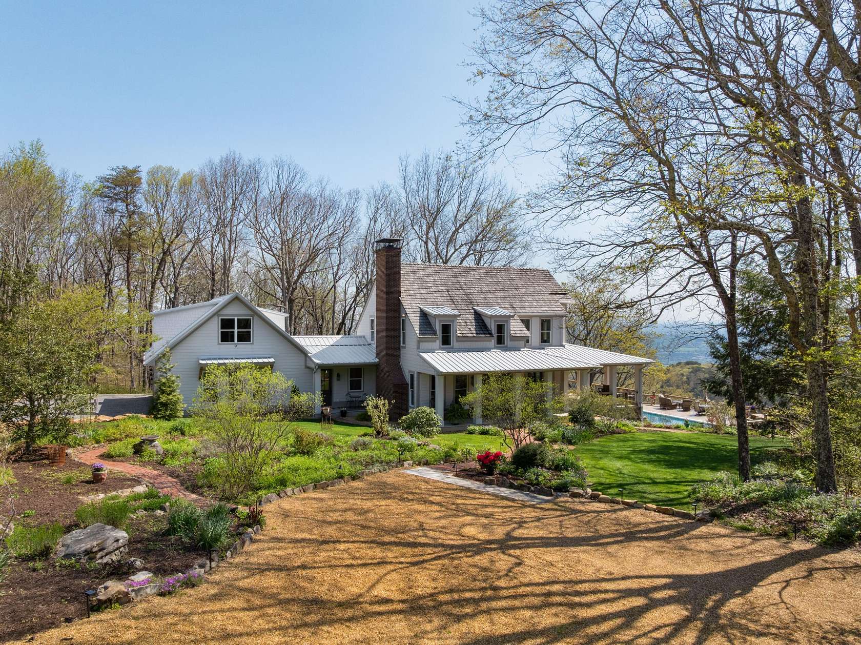 14.1 Acres of Land with Home for Sale in Rising Fawn, Georgia