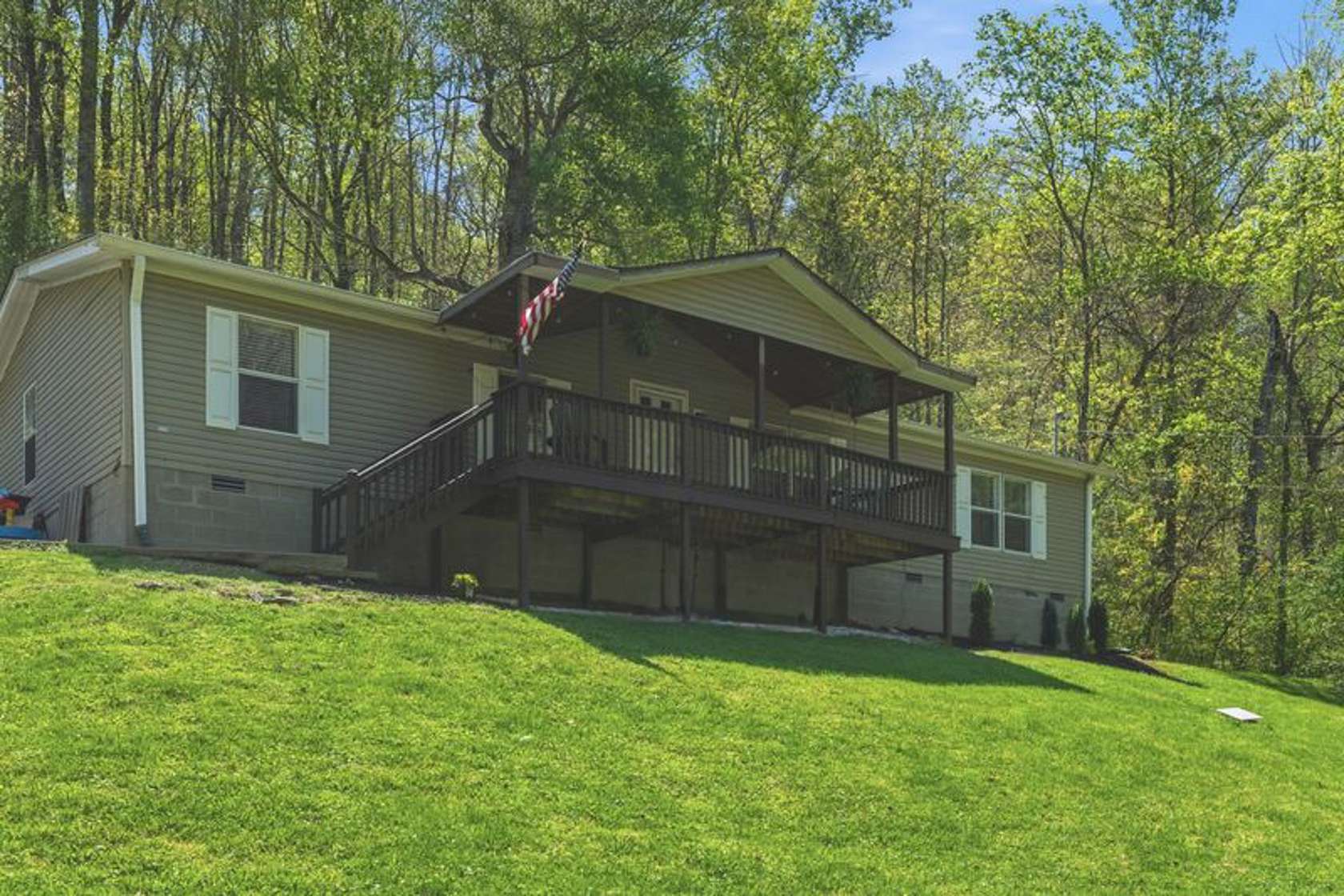 5 Acres of Land with Home for Sale in Whites Creek, Tennessee