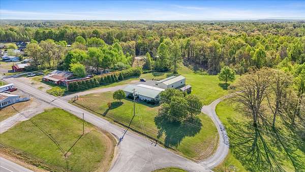 5 Acres of Improved Mixed-Use Land for Sale in Woodbury, Tennessee