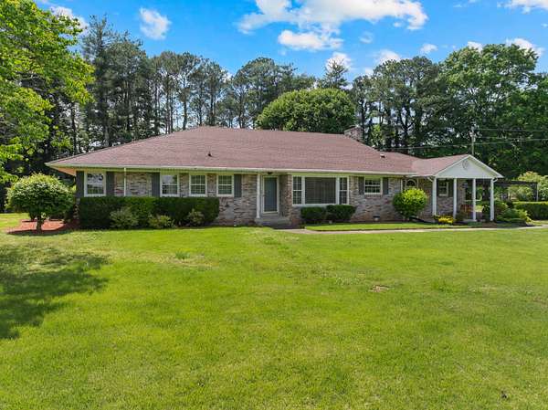 1.53 Acres of Land with Home for Sale in Lewisburg, Tennessee