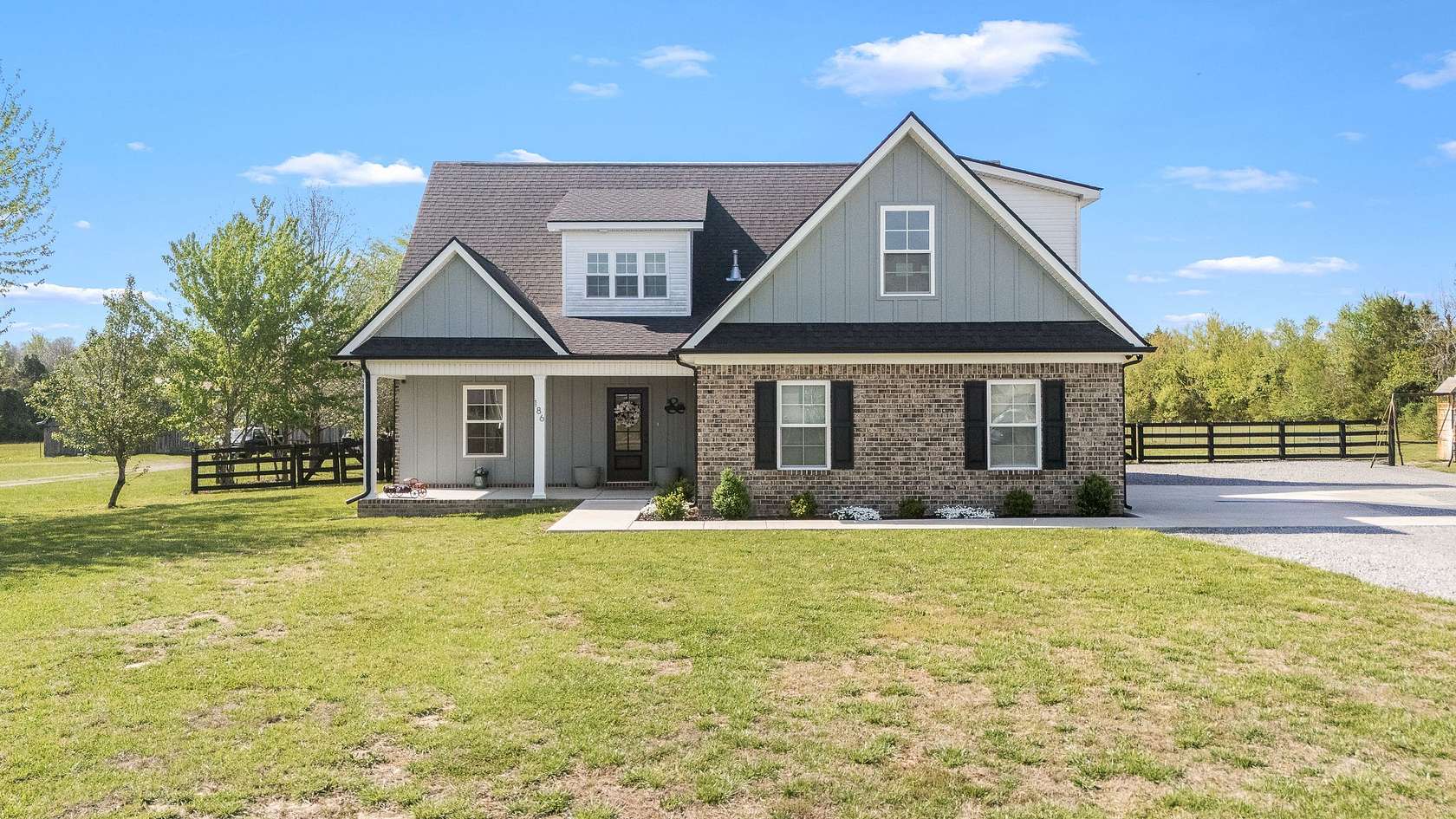 2.53 Acres of Land with Home for Sale in Woodbury, Tennessee