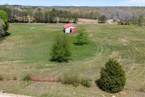 17.6 Acres of Land for Sale in Dickson, Tennessee