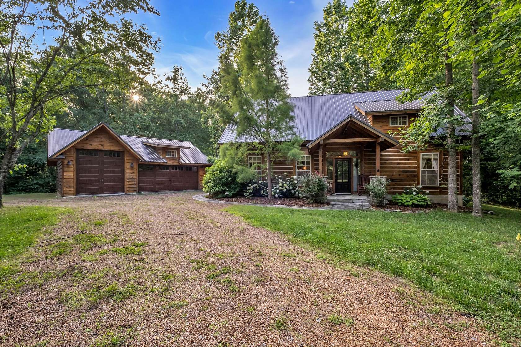 6.88 Acres of Land with Home for Sale in Franklin, Tennessee