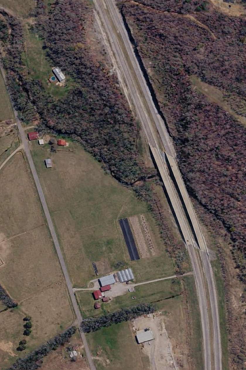 18.8 Acres of Improved Mixed-Use Land for Sale in Pulaski, Tennessee