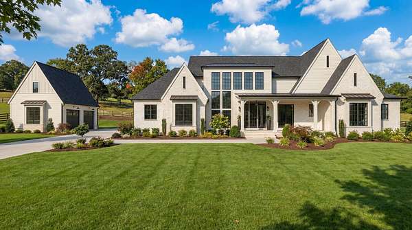 5 Acres of Land with Home for Sale in Franklin, Tennessee